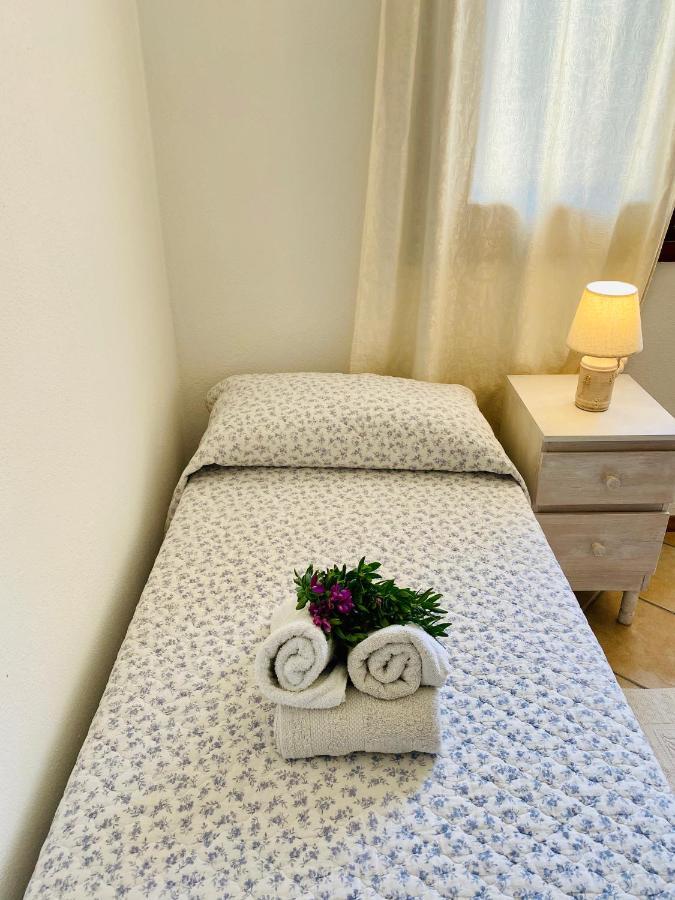 The Sailor'S House Apartment San Pantaleo Luaran gambar